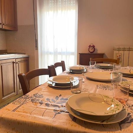 Iris Hosting Appartamenti Per Famiglie Favaro Veneto Bagian luar foto